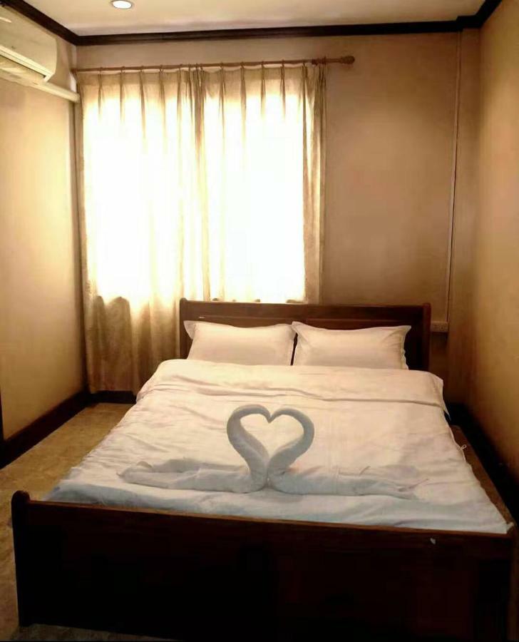 Ban Nongdouang Green Land Hotel מראה חיצוני תמונה
