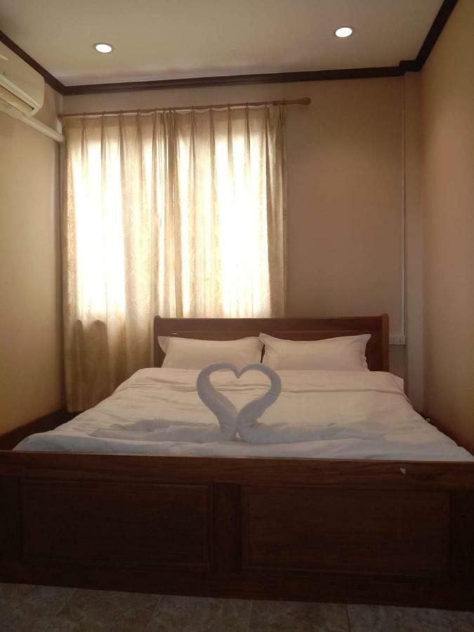 Ban Nongdouang Green Land Hotel מראה חיצוני תמונה